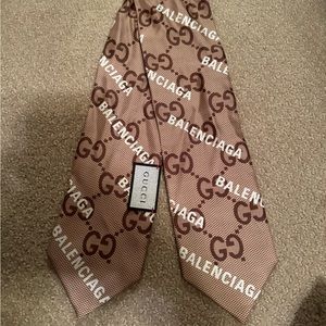 Gucci x Balenciaga - The Hacker Project maxi GG print silk neck bow